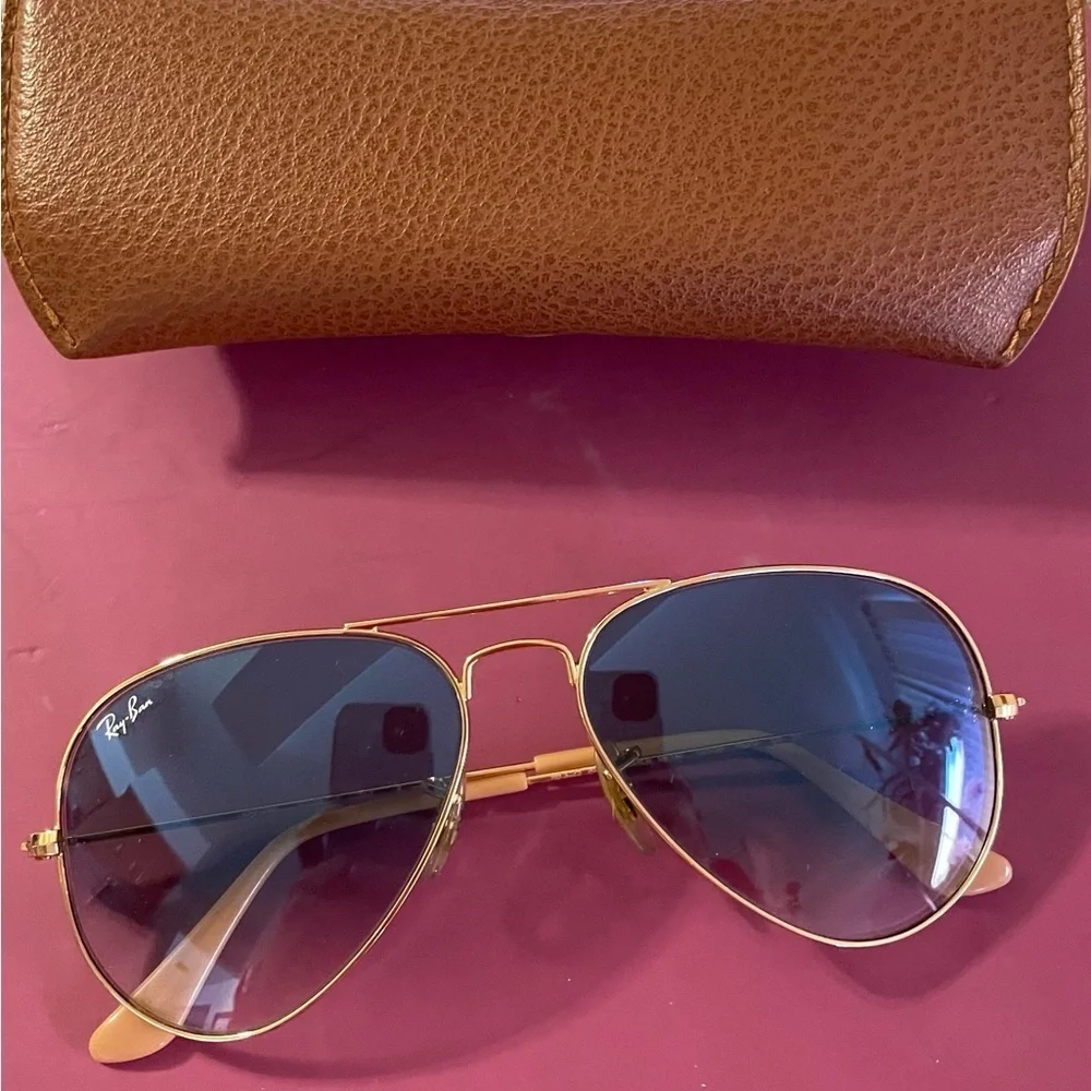 Ray-Ban Luxotica  Gradient Light Blue Aviator Sunglasses, with Case.